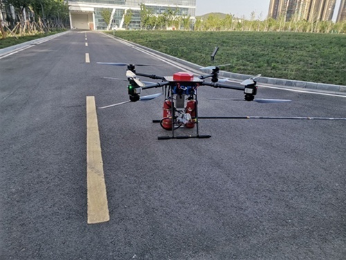 可以空中破玻璃，噴干粉的消防無人機(jī)，助力高層建筑救援